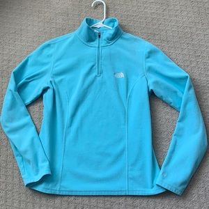North Face 1/2 zip pull over sky blue Size: M